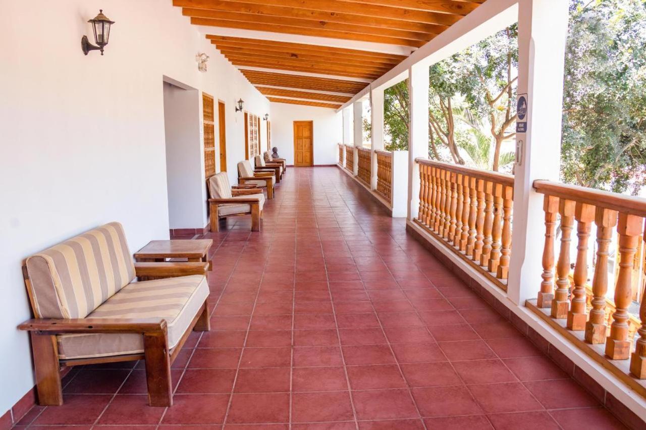 Hotel El Huarango Ica Exterior photo