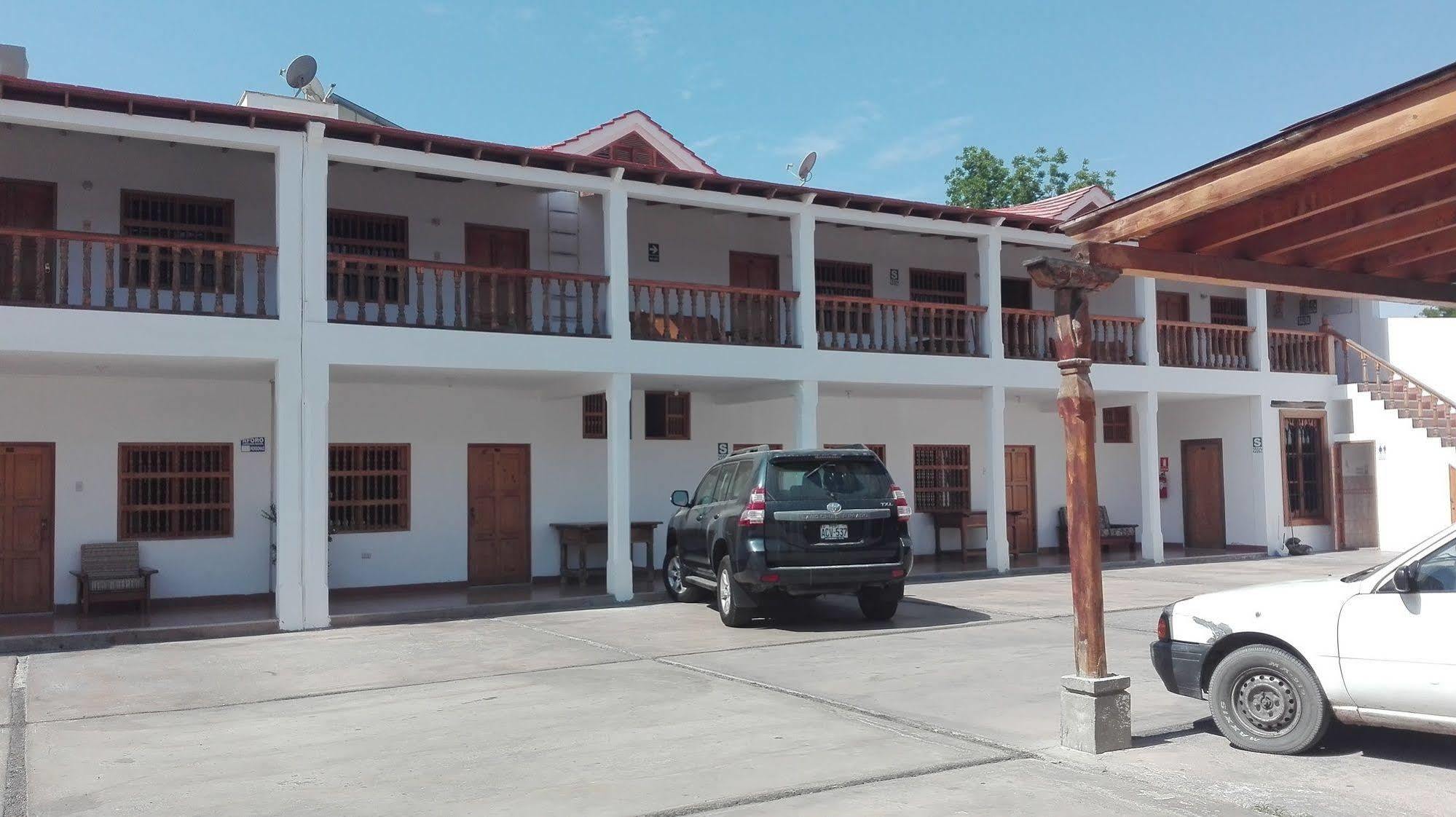 Hotel El Huarango Ica Exterior photo